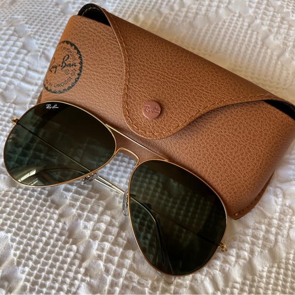 Ray-Ban Accessories - Womens ray ban aviators